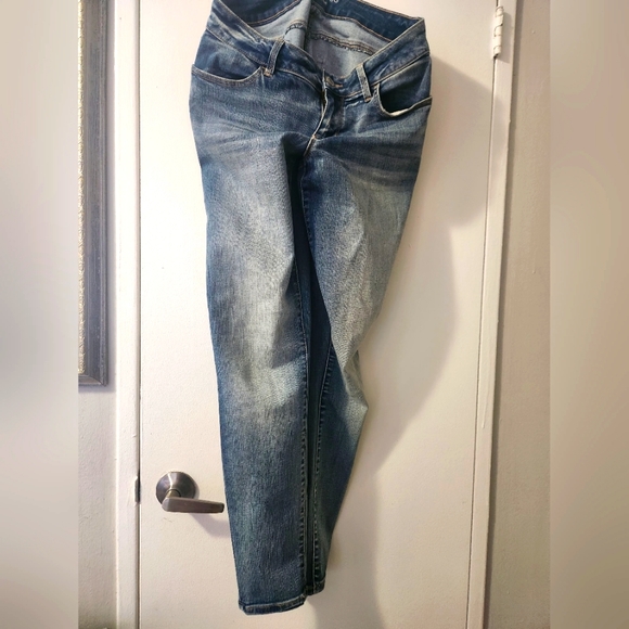 🩶 2/20 - Picture 1 of 3